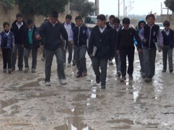 Ceylanpınar’da Çamurlu Yollara Tepki