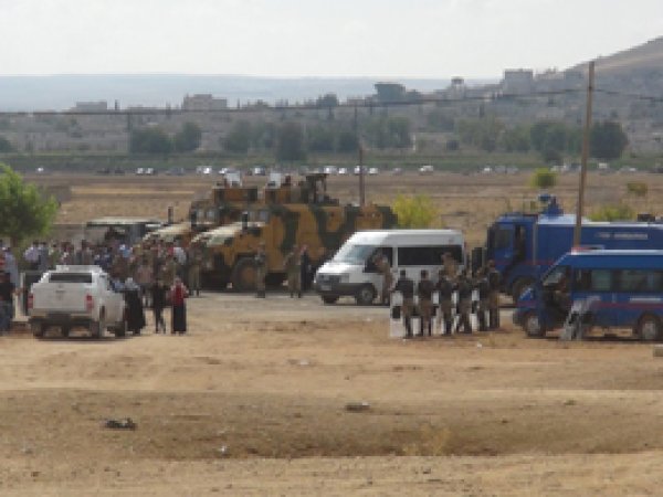 Sahte kimlikle Kobani’ye geçmek istediler