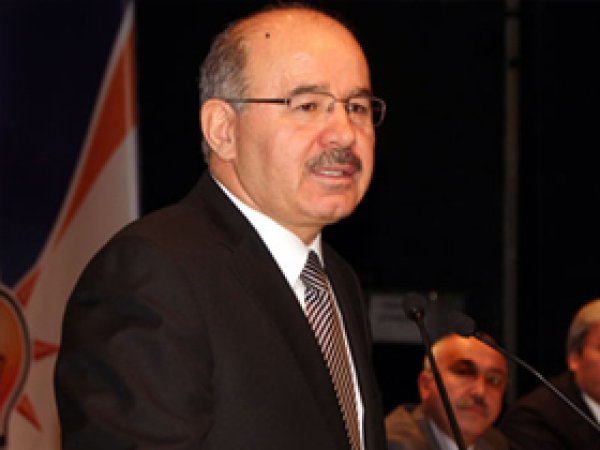 Çelik: Derin devletin köpekleri beni aradı