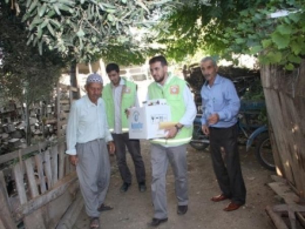Mustazaflar Cemiyeti Yardımlarına Devam Ediyor 