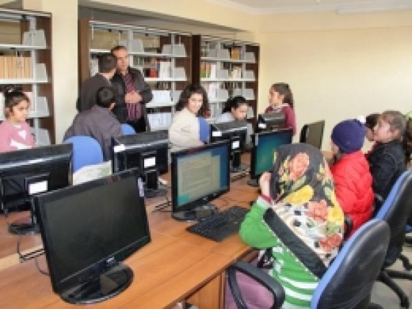 Alaydın, Toplum Destek Merkezini İnceledi 