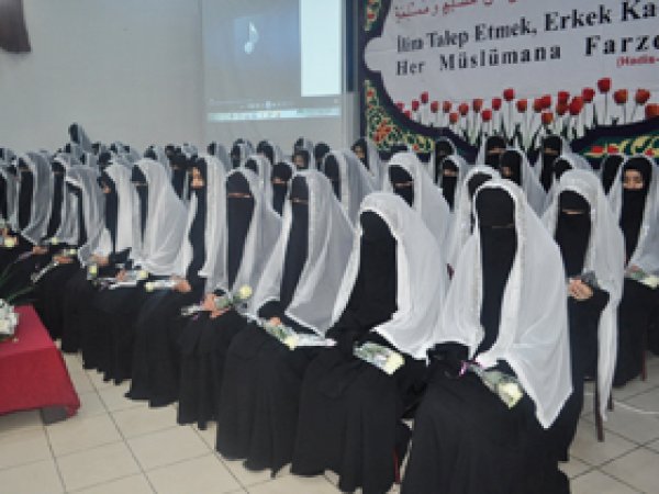 Batman'ı Cennet Bahçelerine Çeviren Allah'a Hamd Olsun 