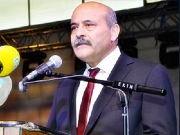 İstifa Edip CHP'ye Geçti
