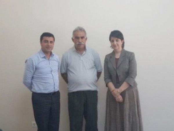 Öcalan'la Görüşecek Gazeteciler Belirlendi