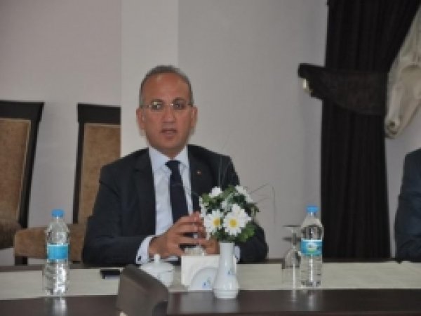 Vali Yurdakul, EMITT Fuarını Değerlendirdi 