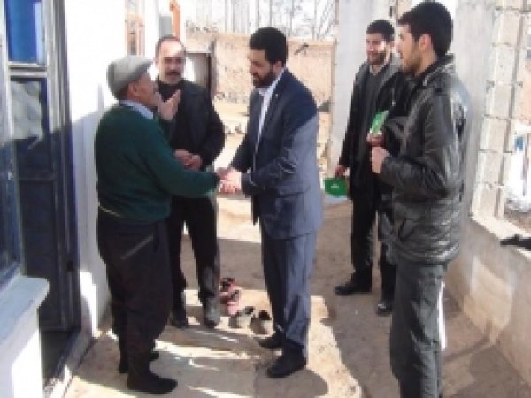 HÜDA PAR Özalp ve Saray'da  Köy Köy Dolaşıyor 