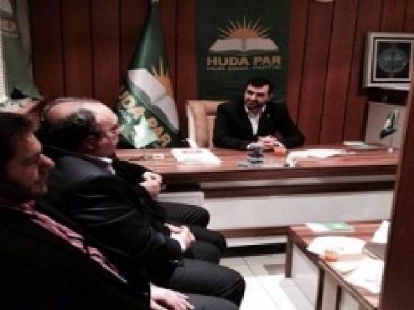 Saadet Partisi'nden HÜDA PAR'a Ziyaret 