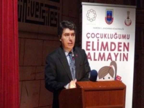 'Türkiye'de 181 Bin Çocuk Gelin Var'