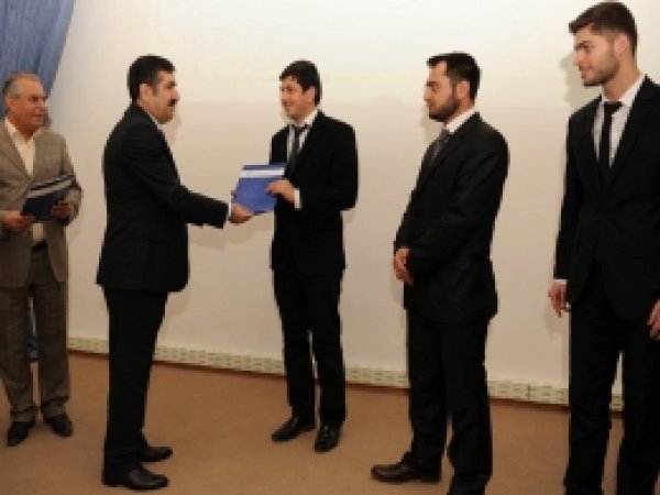 İmamlara Sertifika Verildi 