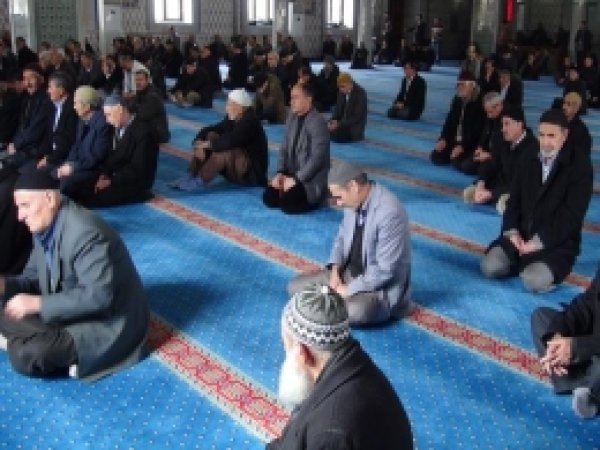 Bingöl'de Erbakan Hoca için Mevlit Okutuldu 
