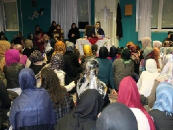 Basel'de 'İslam'da Aile ve Önemi' Konulu Konferans 