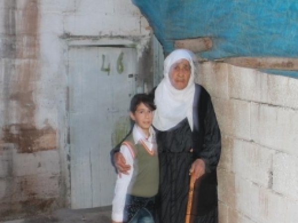 Neyula Ninenin Uzanacak Yardım Eli Bekliyor 