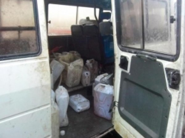 Bitlis'te 3 Ton Kaçak Mazot Ele Geçirildi 
