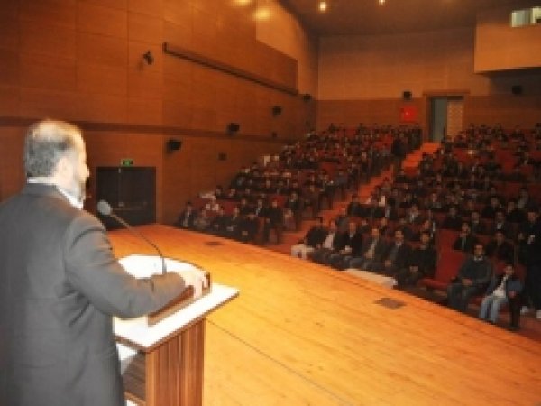 Kur'an Nesli Gençlerle Buluştu 