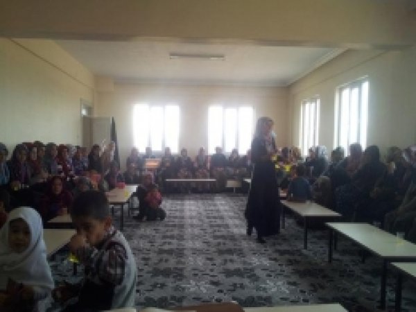 Mustazaflar Cemiyeti Köylülere Seminer Verdi 