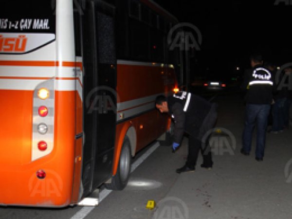 Halk Otobüsünde Silahlı Saldırı: 2 Yaralı