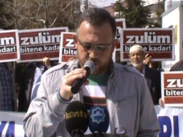 'Liberalizm Ahlaki Değerleri Dikkate Almıyor'
