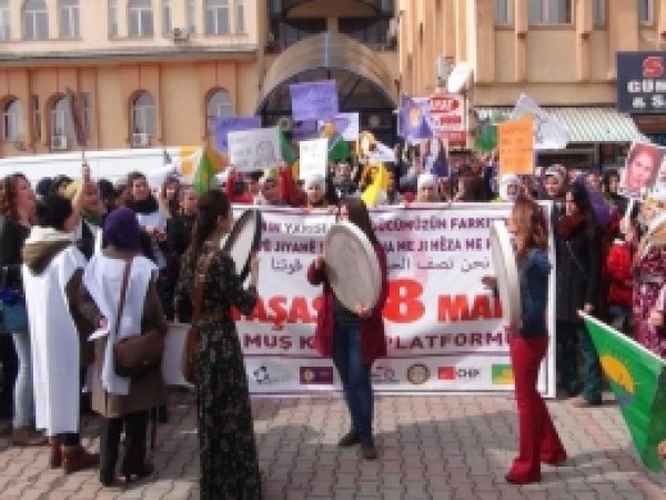 'Kürt Kadınının İnanç Ve Kültürü Bu Değildir'