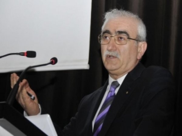 'Tifüsü Yenen Hekimlerimiz Donarak Öldü'