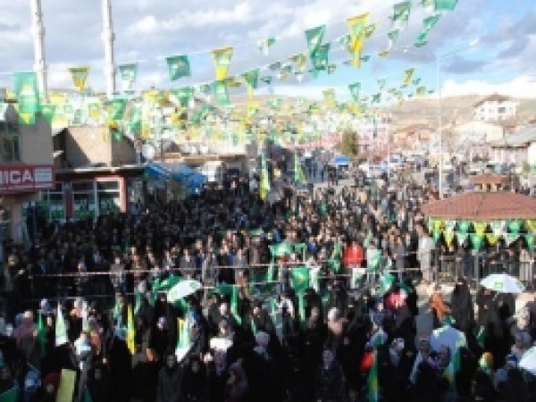 Yapıcıoğlu, 'Ergenekon Sanıklarına Tahliye Müslümanlara Ceza'