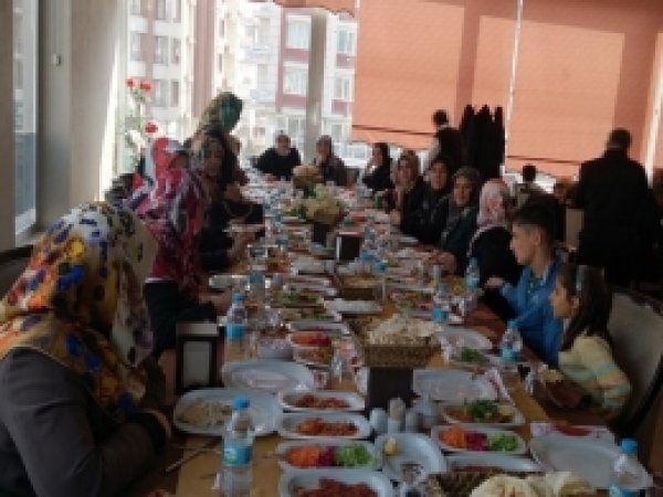 Van'da İrşad Ekibi Engelli Çocuklarla Buluştu 