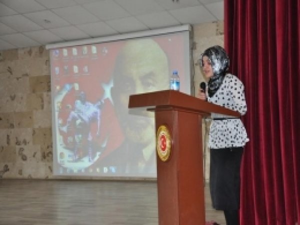 Mutkililer Mehmet Akif'i Andı 