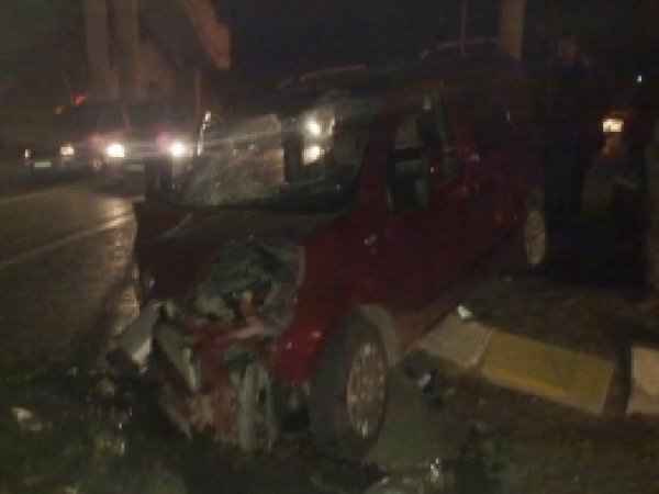 Erciş'te Trafik Kazası 2 Yaralı 