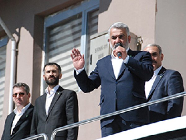 Yapıcıoğlu: Ellerinde BDP Bayraklarıyla Saldırıyorlar