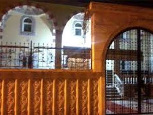Namaz Kıldıran İmama Bıçaklı Saldırı