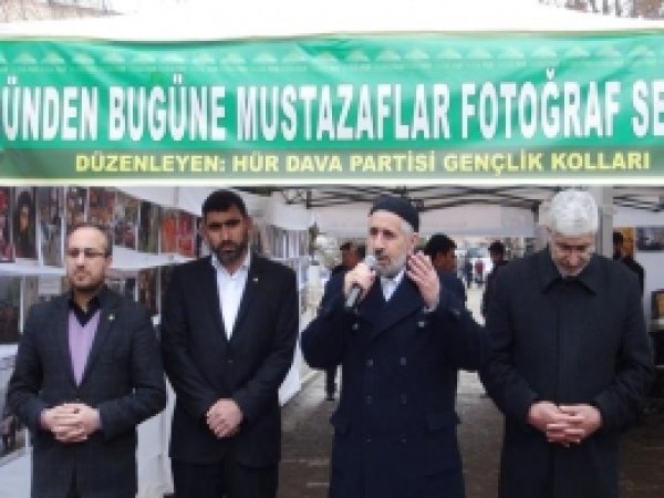 'Camide Kuran Dersi Verenler Zindanlara Atıldılar'