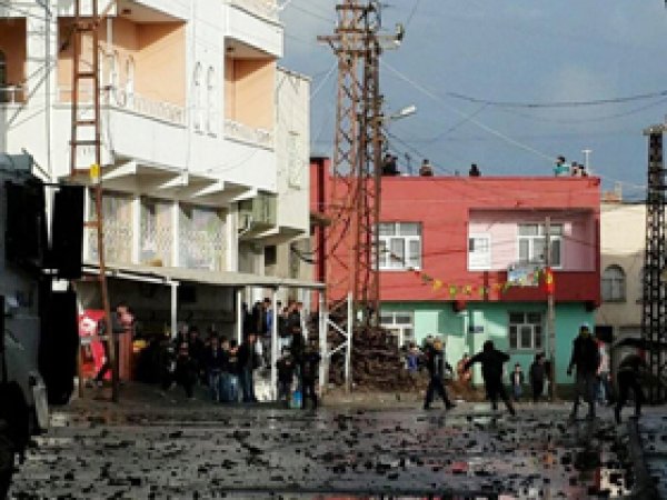 BDP'liler Bu Sefer Mitinge Saldırdı