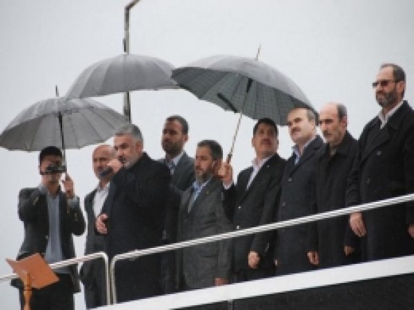 Yapıcıoğlu: Siyaset Yapmak, Hizmete Engel Değil