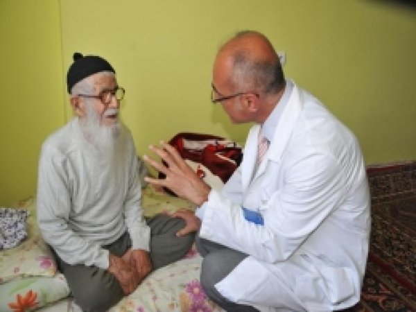 'Yaşlılarımız En Değerli Varlığımızdır' 