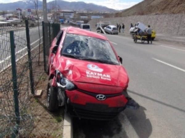 Bingöl'de Maddi Hasarlı Kaza 