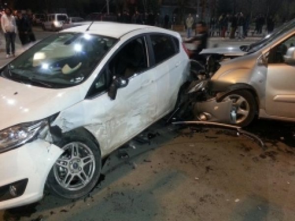Batman'da Trafik Kazası: 2 Yaralı 
