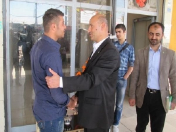 HÜDA PAR Adayı Kozluk Esnafını Ziyaret Etti 