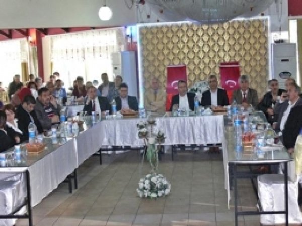Memur-Sen İzmir'de Üyeleriyle Buluştu 