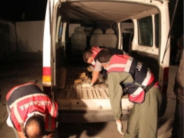 Van'da 151 Kilo Eroin Ele Geçirildi 