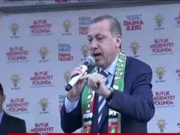 Erdoğan Diyarbakır'da BDP'ye Yüklendi 