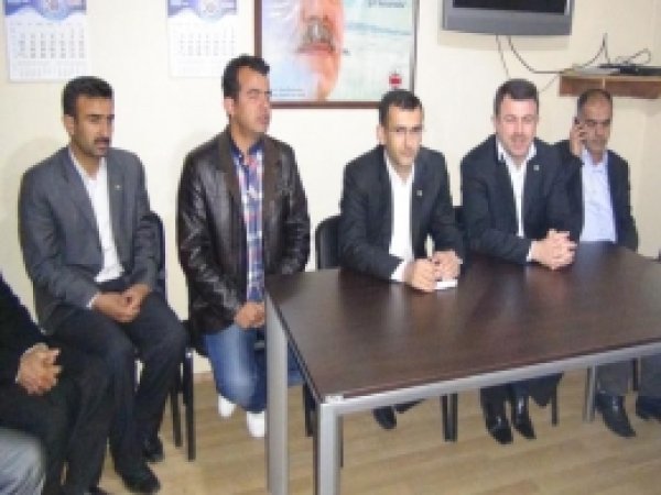 HÜDA PAR Heyetinden Eğitim Bir Sen'e Ziyaret 