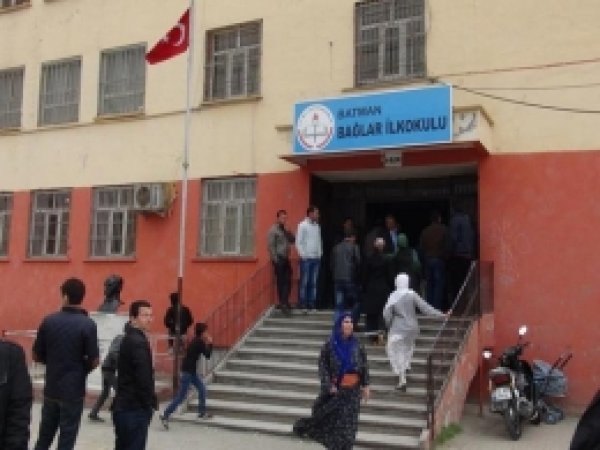 Batman'da 'başkasının Adına Oy Kullanılıyor' İddiası 