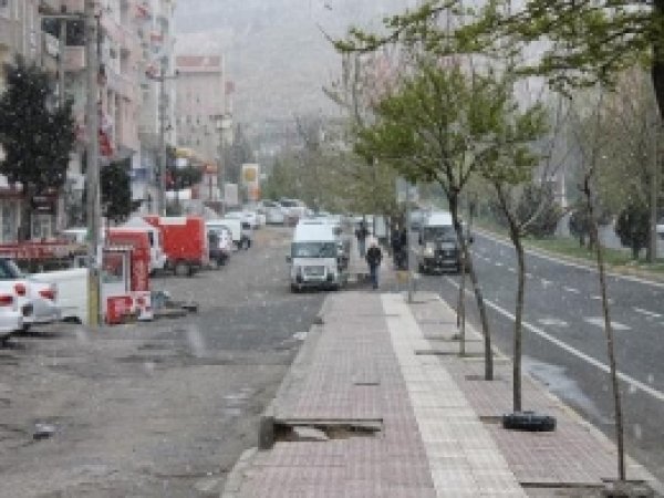 Mardin'de Kar Yağışı Başladı 