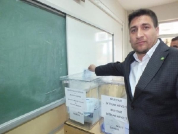 HÜDA PAR Tuşba Adayı Oyunu Kullandı 