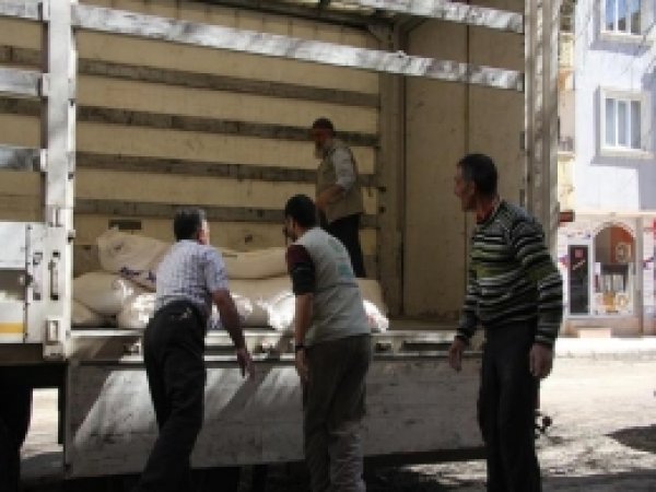 Bingöl'den Suriye'ye Yardım TIR'ı  