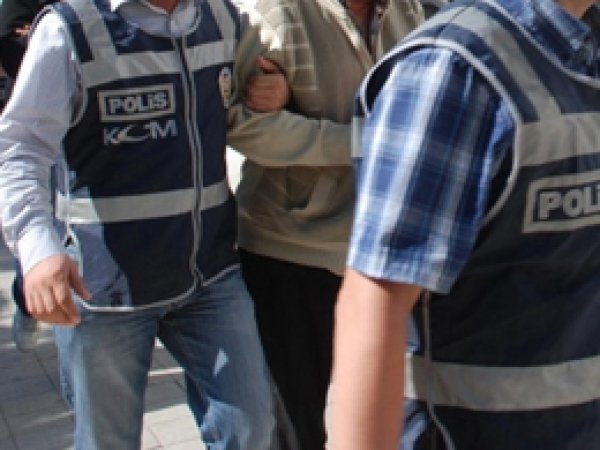 Iğdır'da Kaçak Giriş Yapan 24 Kişi Yakalandı