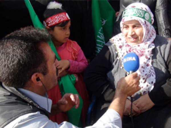 Rasulullah'ın Kutlu  Sevgisi  Engel Tanımıyor 