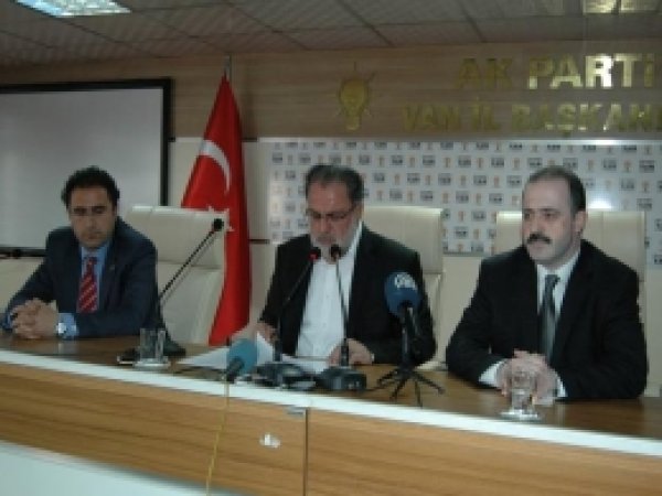  'Van'da Sandıklara Sahip Çıkamadık'