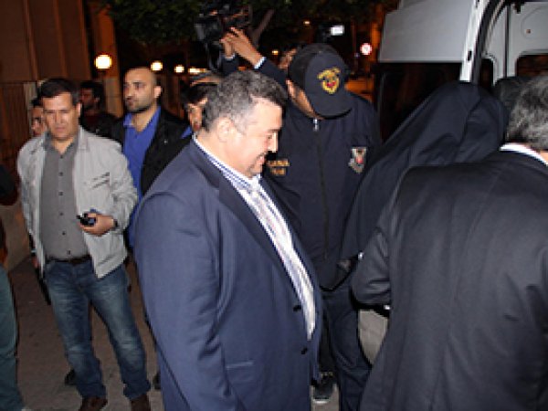 İkisi Emniyet Müdürü 6 Polis Tutuklandı