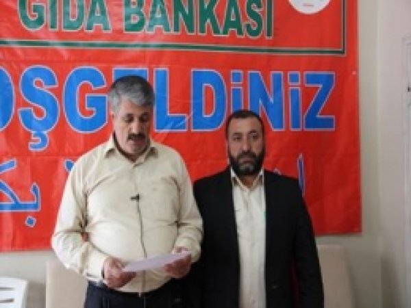 Adana Umut-Der Yüzlerce Aileye Yardım Yaptı 