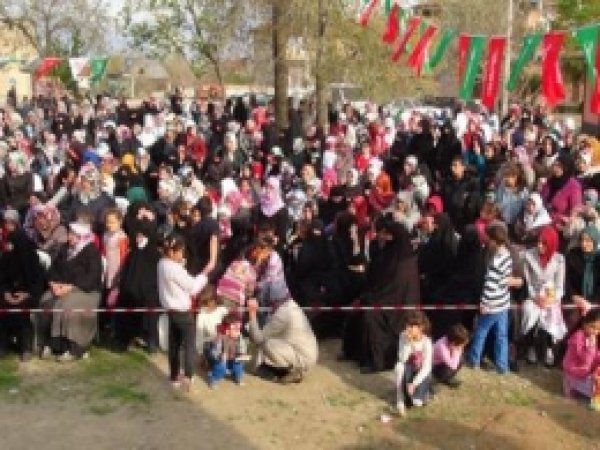 'Hz. Muhammed Tüm İnsanlığa Bir Lütuf Olarak Gönderilmiş!